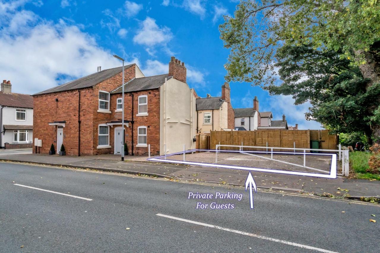 Cannock Hotel Apartments Exterior photo